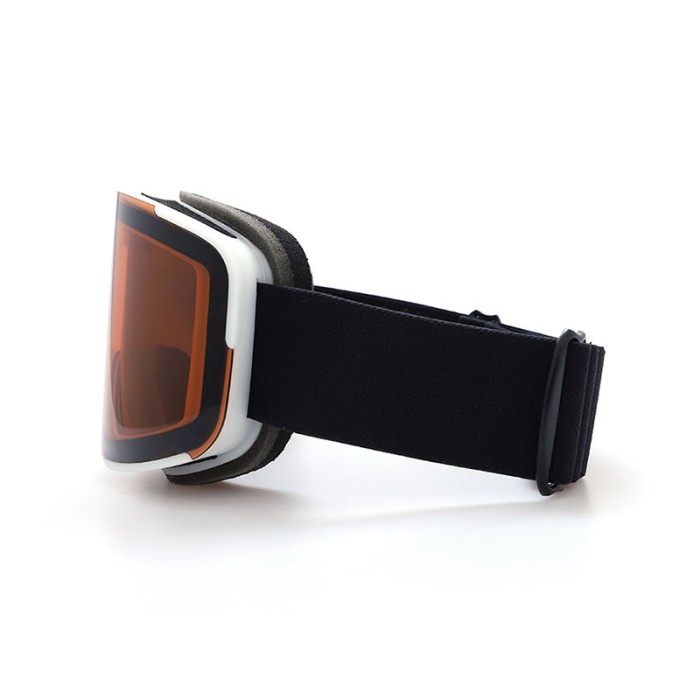 Liquid Crystal Electrochromic Magnetic Ski Goggles